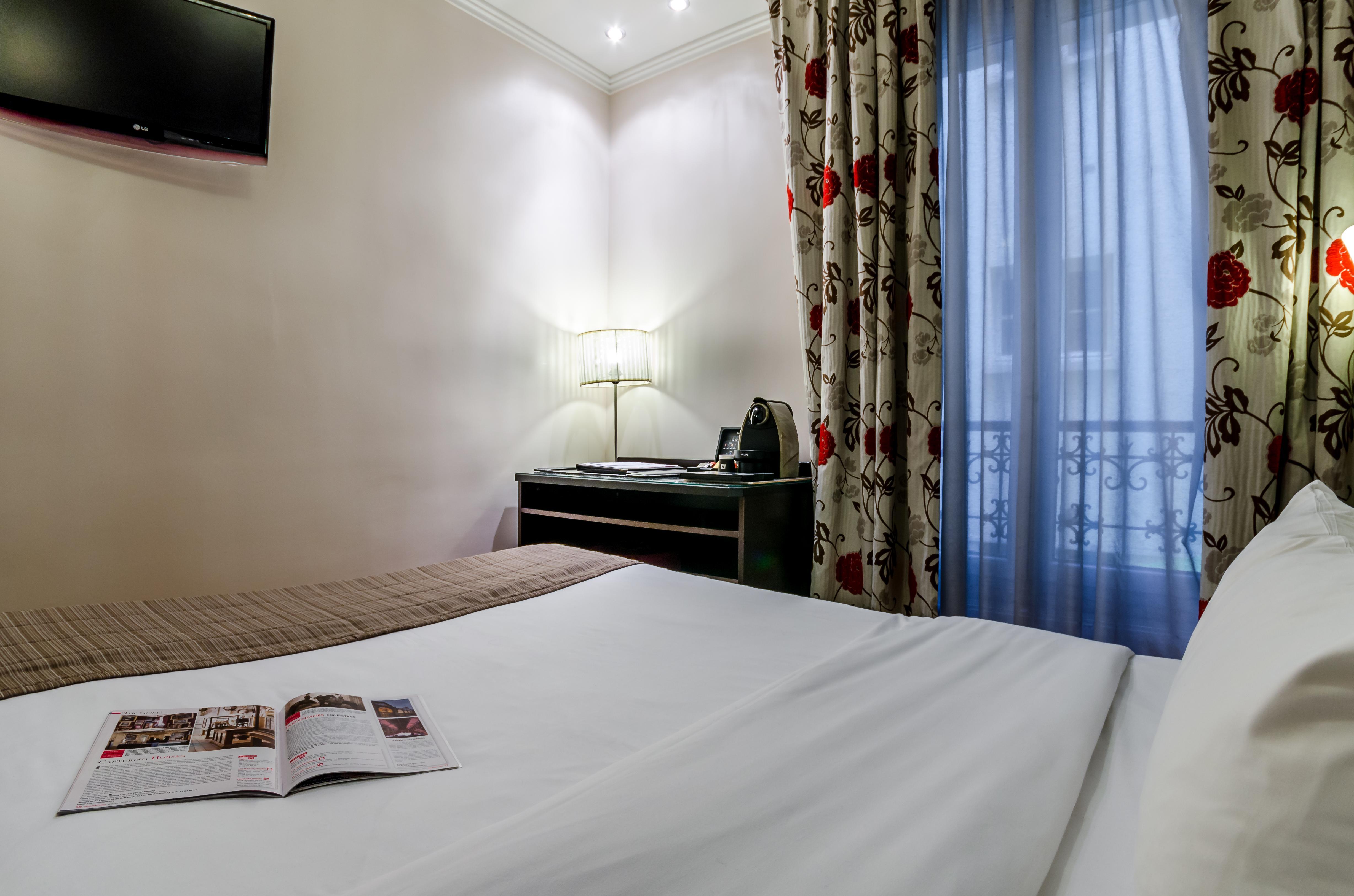 Hotel Riviera Renovated Париж Екстер'єр фото