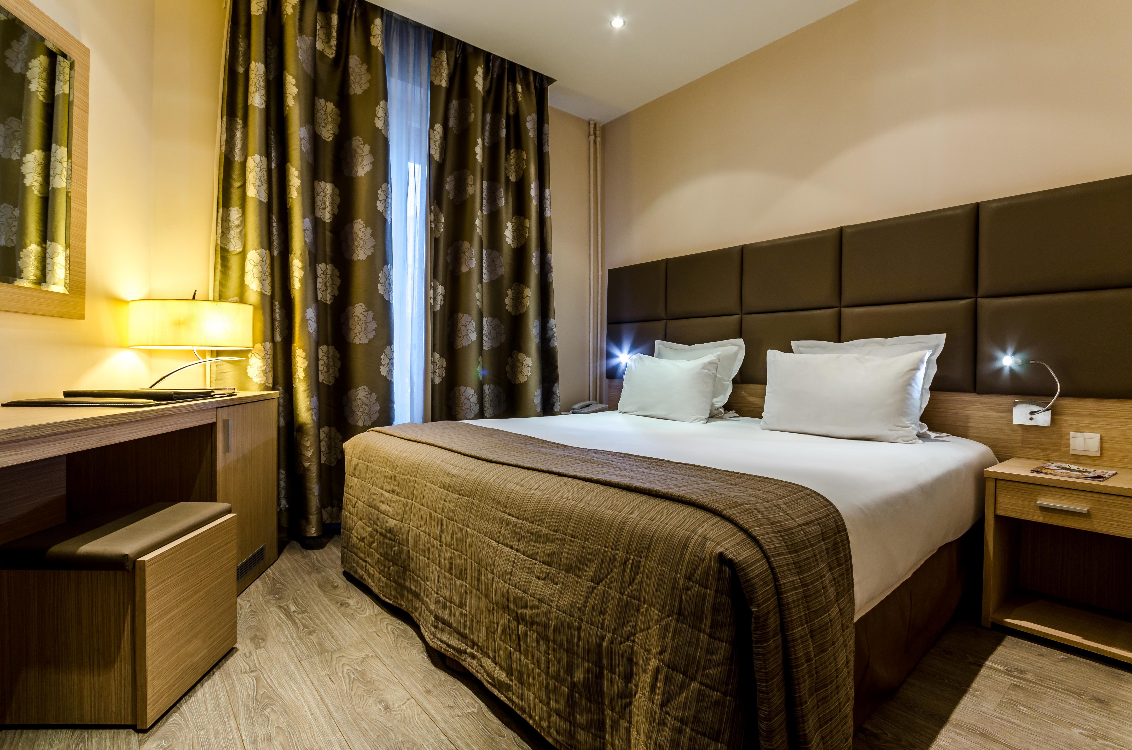 Hotel Riviera Renovated Париж Екстер'єр фото