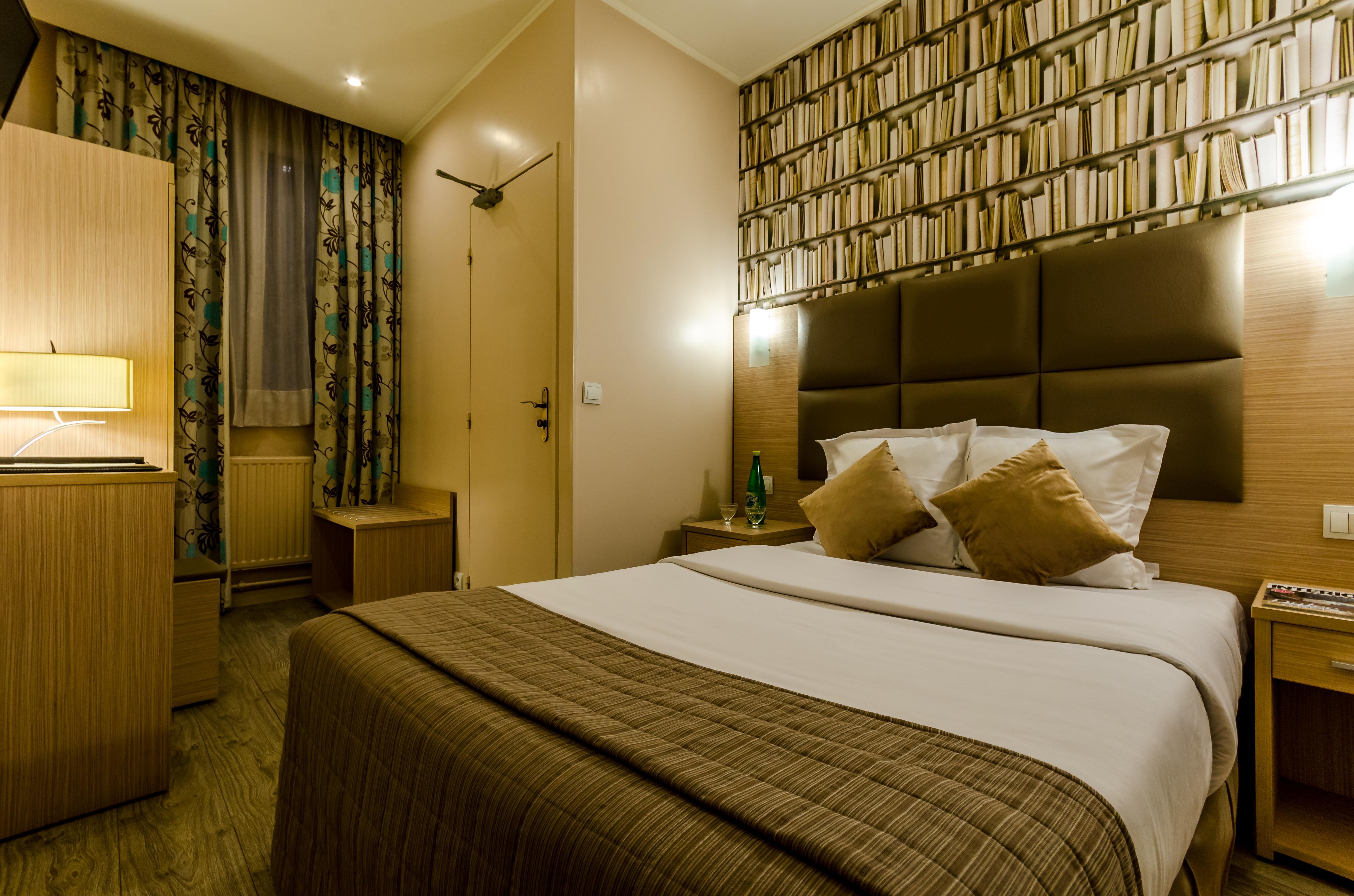 Hotel Riviera Renovated Париж Екстер'єр фото