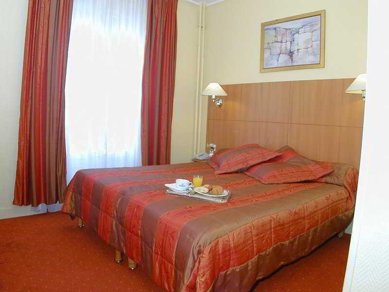Hotel Riviera Renovated Париж Екстер'єр фото