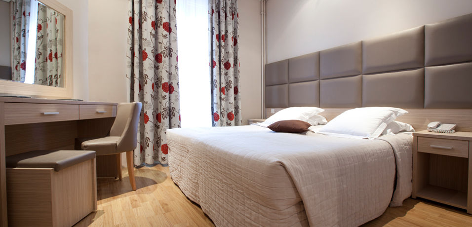 Hotel Riviera Renovated Париж Екстер'єр фото